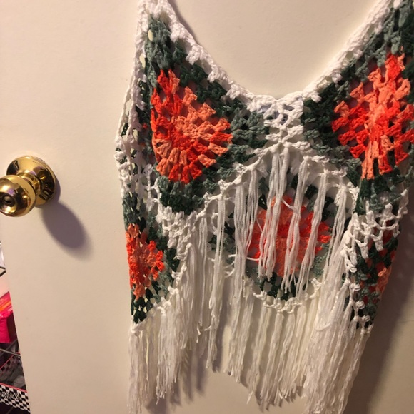 Vivid knot top - Picture 3 of 5